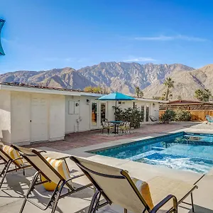 Chic Mt View Home- 4min To Downtown- Fully Loaded Holiday home Palm Springs
